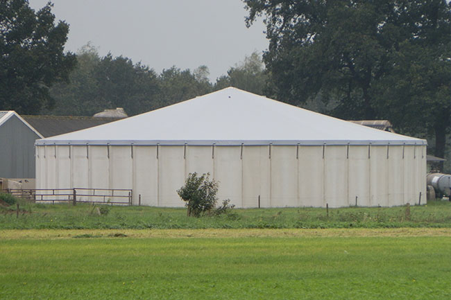 img-dienst-industrie Een foto van een industriële silo